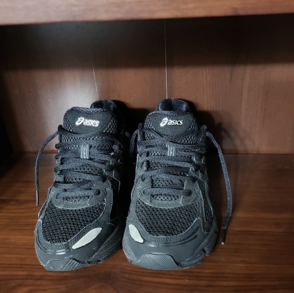 Women's Asics Sneakers  T256N